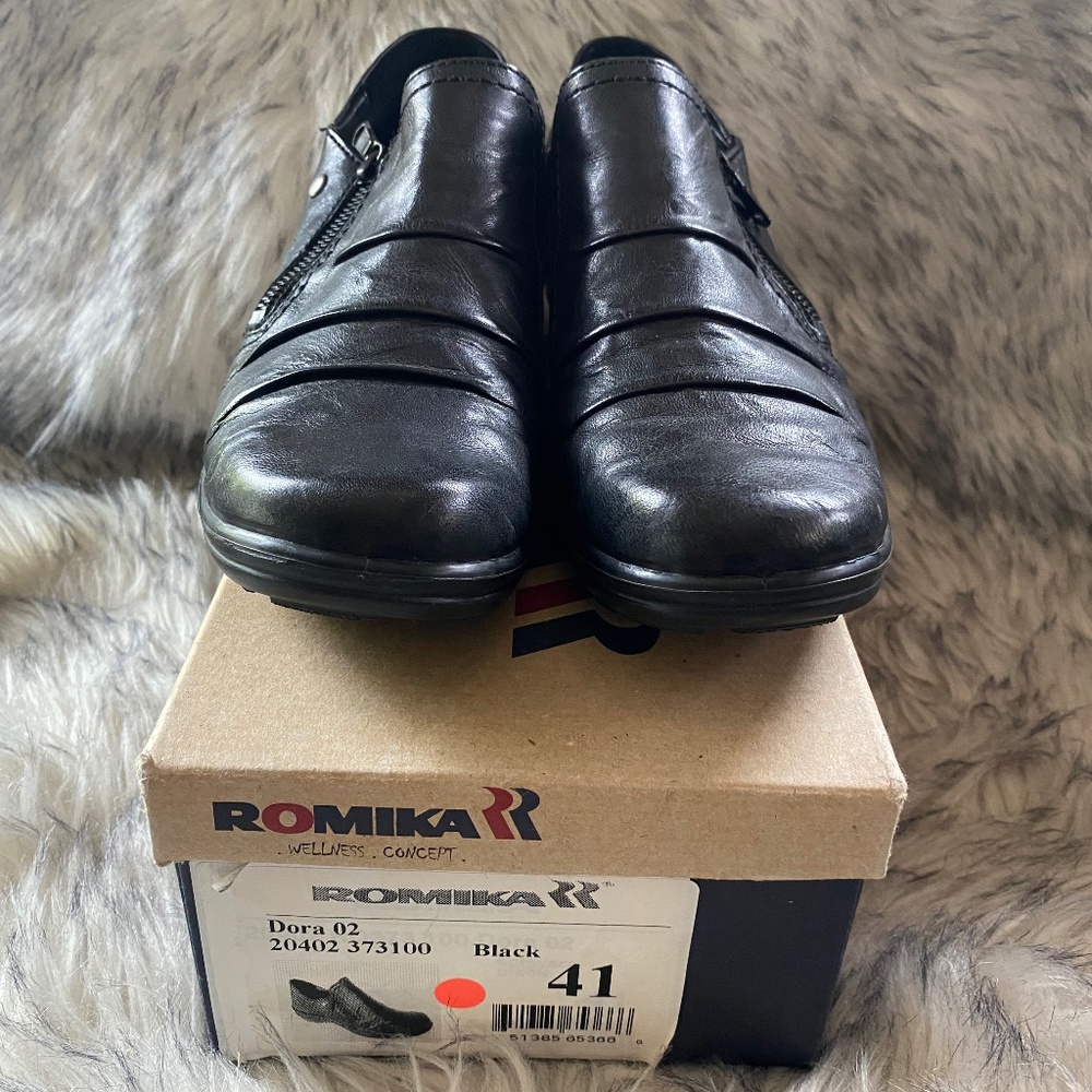 Romika Dora Shoes New In Box